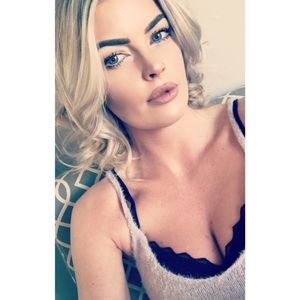 Meet your Posher, Melanie